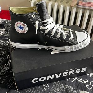 Black leather high top converse size 13.